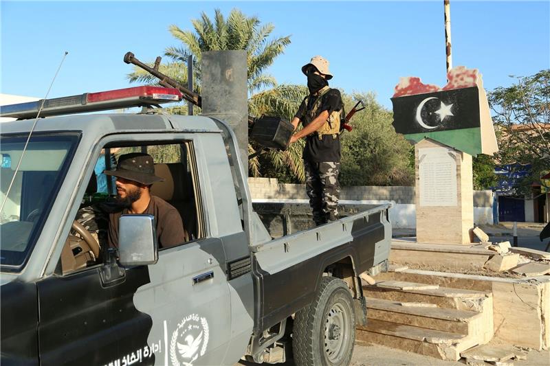 Mindestens 27 Tote bei schweren Gefechten in Libyen In Libyen haben sich verfeindete Milizen in der Hauptstadt Tripolis die schwersten Kämpfe seit Monaten geliefert.