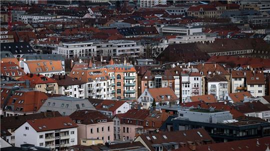 In Metropolen wie Stuttgart sind Wohnungen knapp und teuer.