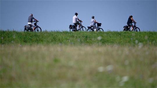 In Niedersachsen ist das E-Bike seit Jahren beliebt. (Symbolbild)