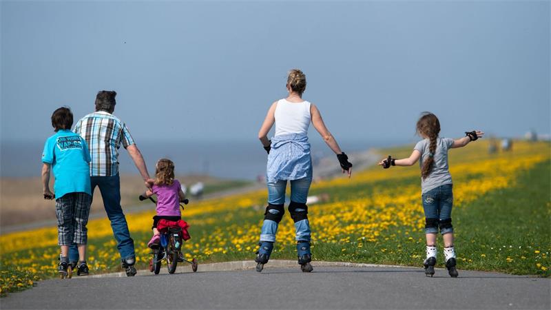 In Niedersachsen wächst der Anteil der Kinder mit mehreren Geschwistern. (Symbolbild)