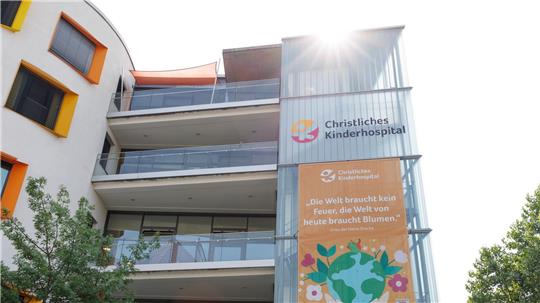 In Osnabrück wurde ein fünf Jahre alter Junge stundenlang vermisst. Er wurde zuletzt in einem Krankenhaus gesehen, nun wurde er gefunden.  (Archivbild)