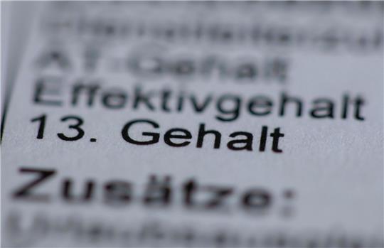 In Ostdeutschland sparen tariflose Unternehmen besonders deutlich an den Gehältern ihrer Beschäftigten.