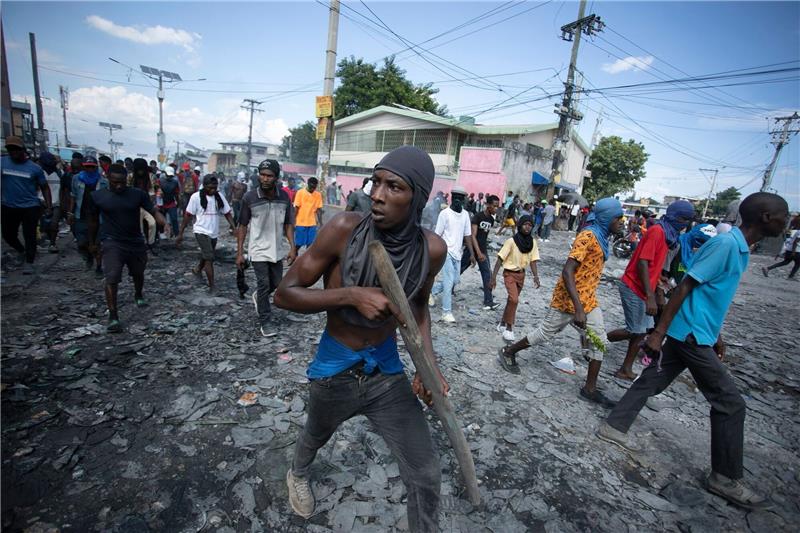 USA raten Bürgern zur sofortigen Ausreise aus Haiti In Port-au-Prince kommt es zu Ausschreitungen.
