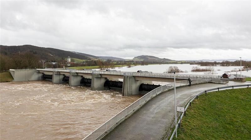 Niedersachsen bekommt neues Hochwasserrückhaltebecken In Salzderhelden im Landkreis Northeim gibt es bereits ein Hochwasserrückhaltebecken. (Archivfoto)