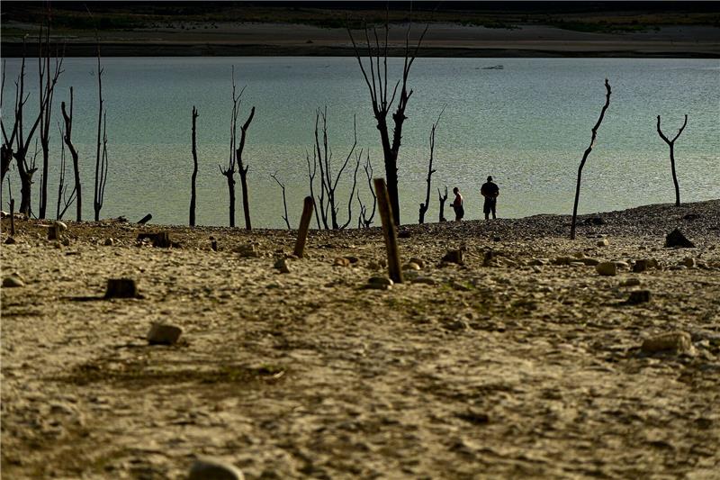 Klimawandel macht Extremhitze „hundertmal wahrscheinlicher” In Spanien wurden nach Angaben des nationalen Wetterdienstes in rund 100 Messstationen des ganzen Landes neue April-Rekorde registriert.
