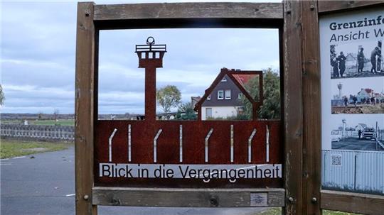 In Stapelburg befinden sich Reste der Grenze. An einem Informationspunkt ist außerdem der Beobachtungsturm aus den Zeiten der innerdeutschen Grenze dargestellt. Stapelburg wird zudem für ein Besucherzentrum favorisiert, an dem es nun Zweifel gibt.