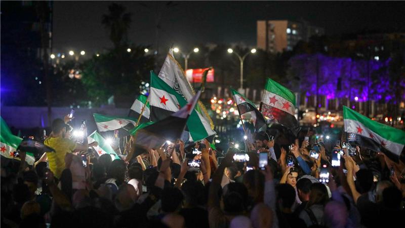 Trump ermuntert Syrien zur Anerkennung Israels In Syrien brach nach den Nachrichten zur Aufhebung der US-Sanktionen Jubel aus.