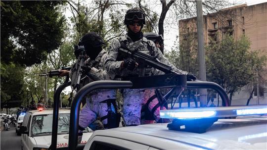 In Teilen von Mexiko-Stadt war eine massive Präsenz der Sicherheitskräfte zu beobachten. 