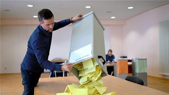 In Thüringen wurden Landräte, Bürgermeister und Kommunalparlamente gewählt.