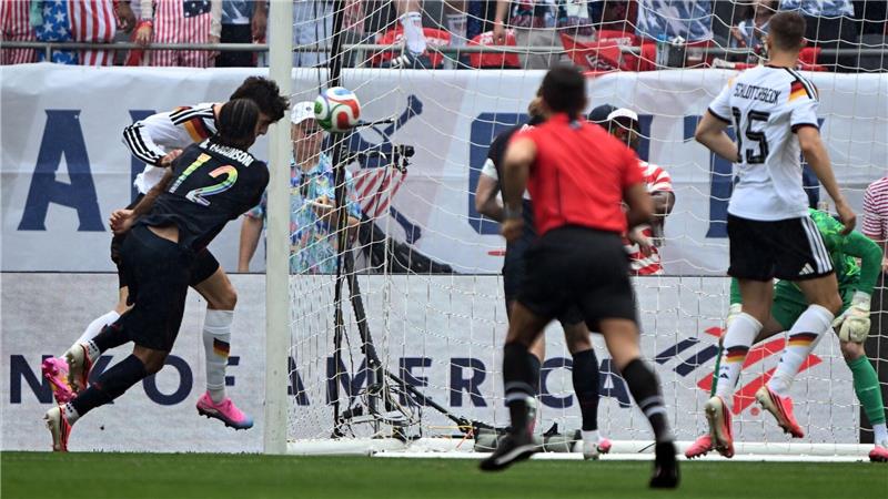 Der „Unterschätzte“: Geburtstagskind Havertz als X-Faktor In Topform: Kai Havertz (l) beim Kopfballtor gegen die USA. (Archivbild)