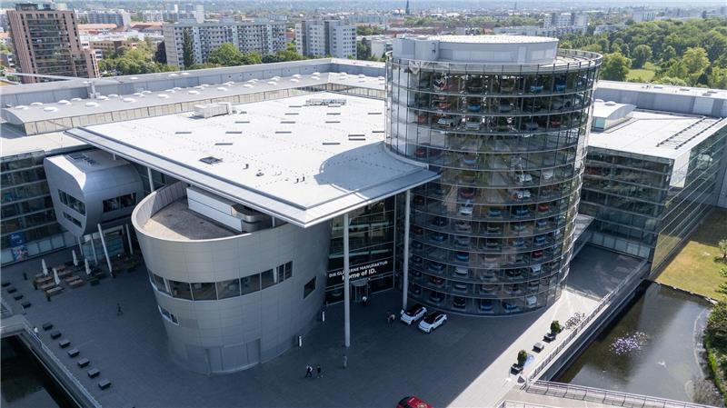 In Zukunft soll die Gläserne Manufaktur von Volkswagen ein Innovationsstandort sein. (Archivbild)