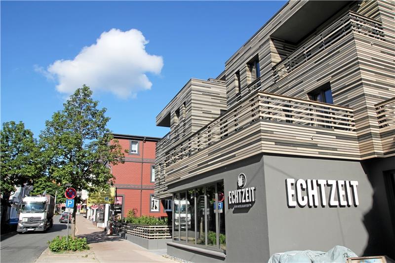 In das neue Hotel „Echtzeit“ an der Elbingeröder Straße ist in der Nacht zu Dienstag eingebrochen worden. Die Tat verzögert laut Investor Peter Menne die für diesen Monat geplante Eröffnung nicht.  Foto: Eggers
