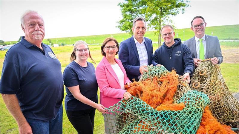 In den Geisternetzen verfangen sich Fische, Krebse und auch Robben. 