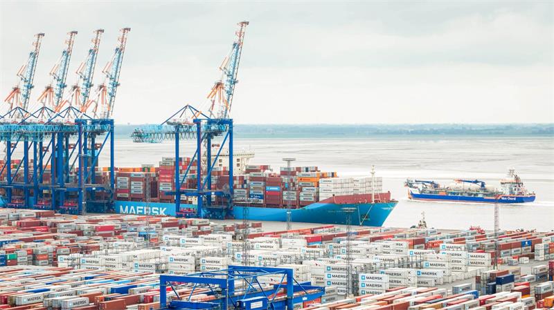 In den Überseehafen soll viel Geld gesteckt werden. (Archivfoto)