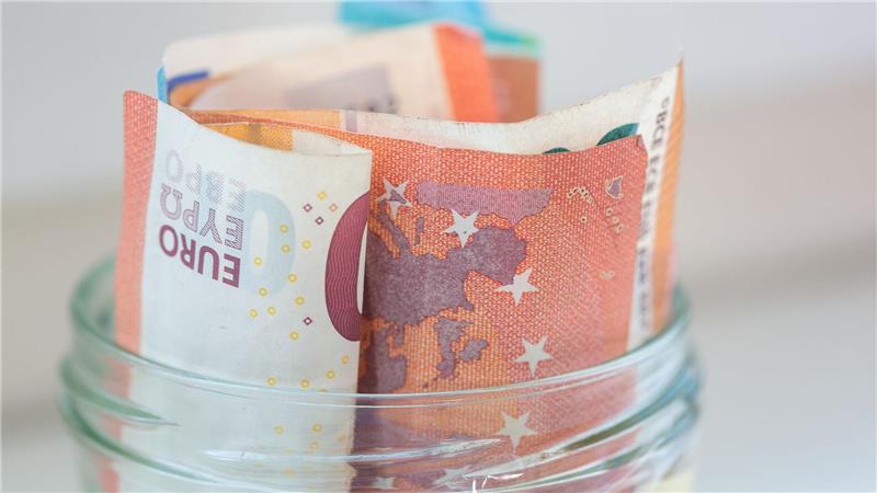 In den ersten neun Monaten spendeten Menschen im Norden pro Spende im Schnitt 34 Euro. (Symbolbild)