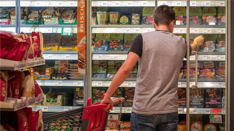 In den vergangenen vier Jahren hat die Produktion von vegetarischen und veganen Lebensmitteln in Niedersachsen deutlich zugenommen. (Archivbild)