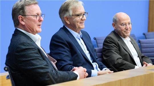 In der Bundespressekonferenz zeigten sich die künftigen Direktkandidaten Bodo Ramelow, Dietmar Bartsch und Gregor Gysi recht siegesgewiss.