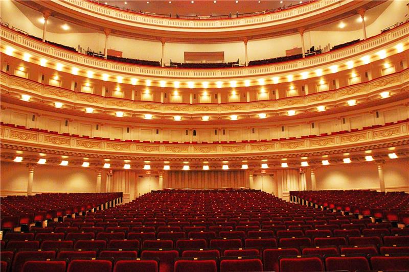 Die Lutherkantorei Bad Harzburg singt bald in New York In der Carnegie Hall haben schon Größen wie Glenn Miller oder Keith Jarrett gespielt. Foto: dpa