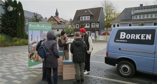 In der Fernsehsendung ZDF-Magazin Royal mit Jan Böhmermann ist Braunlage mit dem Parkplatz Neue Mitte am Freitag gegen 23 Uhr zu sehen. Foto: GZ-Screenshot