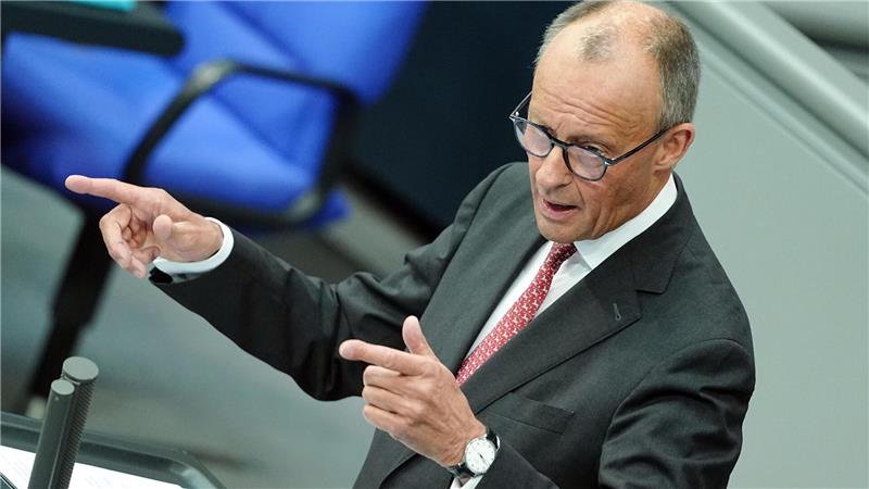 Merz bittet um Unterstützung für weitreichende Reformen In der Generaldebatte des Bundestags stimmt Merz die Bürger auf den „Herbst der Reformen“ ein.