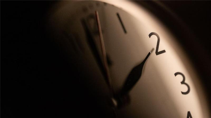 Die Winterzeit kommt - Uhren werden Sonntag zurückgestellt In der Nacht von Samstag auf Sonntag können viele Menschen länger schlafen. (Symbolbild)