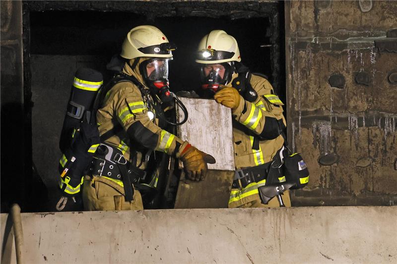 In der Nacht zu Donnerstag kam es zu einem Wohnungsbrand in Jürgenohl.
