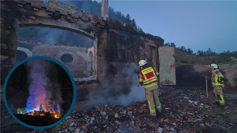 Feuerwehreinsatz am Rammelsberg: Nachlöschen bis zum Nachmittag In der Nacht zu Samstag brennt es am Rammelsberg: Die Hütte auf der Blockschutthalde wird ein Raub der Flammen.