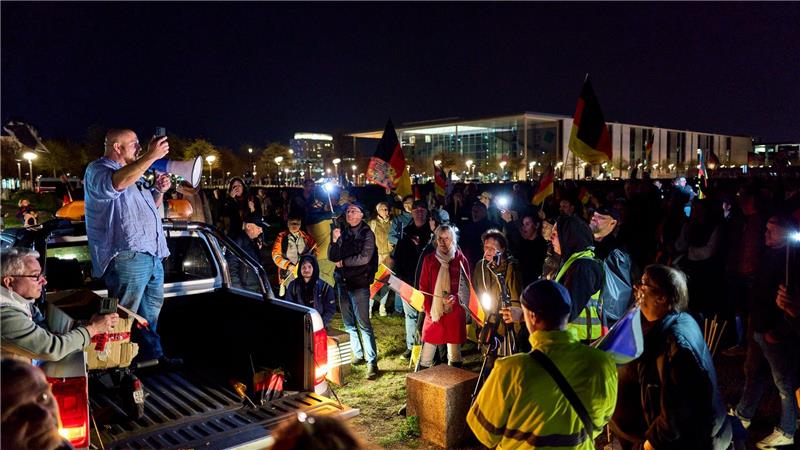 In der Nähe des Reichstages gab es eine Kundgebung. 
