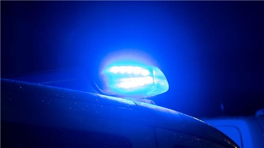 In der Nähe des Tatortes wurden die Verdächtigen gefunden. (Symbolbild)