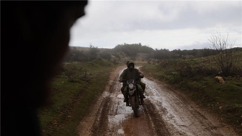 Bericht: Zahl der Toten bei Kämpfen in Syrien steigt auf 130 In der Provinz Latakia sind heftige Kämpfe zwischen Truppen der Übergangsregierung und Anhängern der gestürzten Regierung von Ex-Präsident Baschar al-Assad ausgebrochen. (Archivbild)