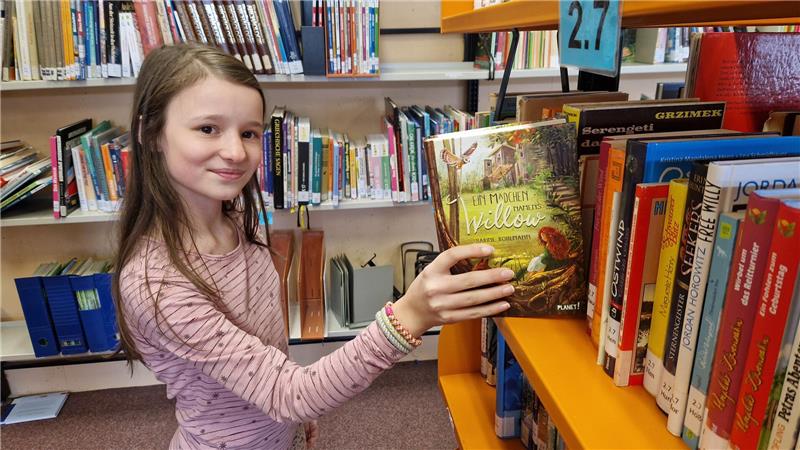 Clausthalerin (11) fährt zum Vorlesewettbewerb nach Göttingen In der Schulbibliothek hält sich die Leseratte Johanna Jütte gern auf. Das Buch „Ein Mädchen namens Willow“ steht aktuell auf ihrer Favoritenliste weit oben.