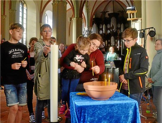 In der St.-Salvatoris-Kirche Zellerfeld startet der 18mal6-Gottesdienst.  Fotos: Privat