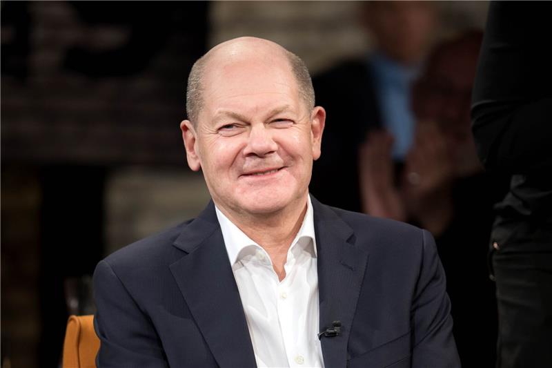 Scholz dachte, Regieren sei „weniger dramatisch” In der Talkshow «3nach9» lobt Bundeskanzler Olaf Scholz die Arbeit der Ampel-Koalition.
