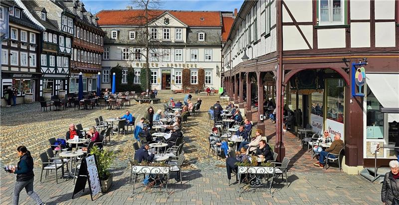 Kommentar: So einfach ist das nicht In der früheren Hirsch-Apotheke am Schuhhof darf Odin Paul sein eingereichtes Konzept nicht umsetzen. Foto: Sowa