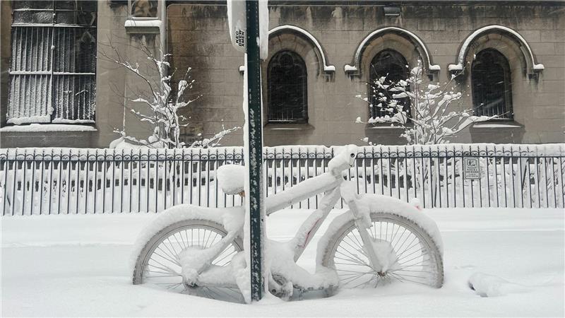In der größten Stadt des Landes fielen teils 50 Zentimeter Neuschnee.