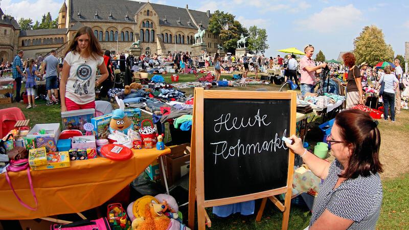 Es dauert nicht mehr lange: Altstadtfest in den Startlöchern In diesem Jahr gibt es wieder einen Flohmarkt auf der Kaiserpfalz.