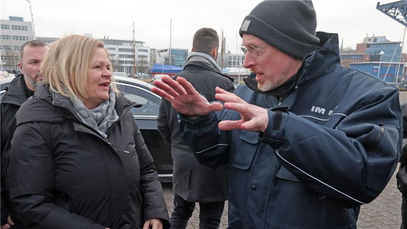 Innenministerium: Bevölkerung auf Gefahrenlagen vorbereiten In diesem Jahr soll der Bevölkerungsschutztag am 12. Juli in Rostock stattfinden. (Archivfoto)