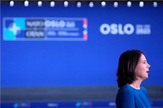 In diesen Zeiten sei das Allerwichtigste «Verlässlichkeit, dass das gegebene Wort gilt», so Annalena Baerbock beim Treffen der Nato-Außenminister in Oslo.