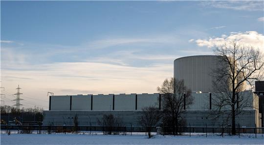 In dieser Halle auf dem Gelände des früheren Kernkraftwerks Gundremmingen wird der Atommüll gelagert.