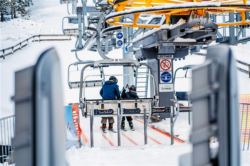 Skilifte öffnen diesen Winter nicht mehr In dieser Saison wird der Skilift nicht mehr in Betrieb genommen.