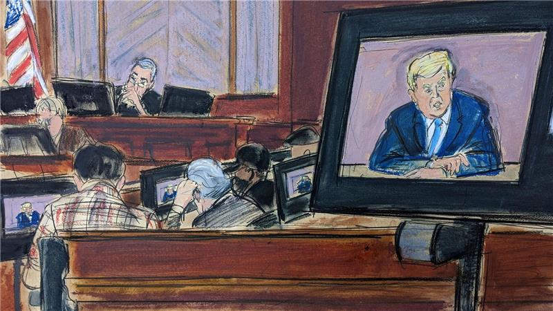 Trump verteidigt in Vernehmungsvideo vulgäre Aussagen In dieser Skizze aus dem New Yorker Gerichtssaal wird eine Videoaufnahme von Donald Trumps Aussage für die Geschworenen abgespielt, während Richter Lewis Kaplan zuhört.