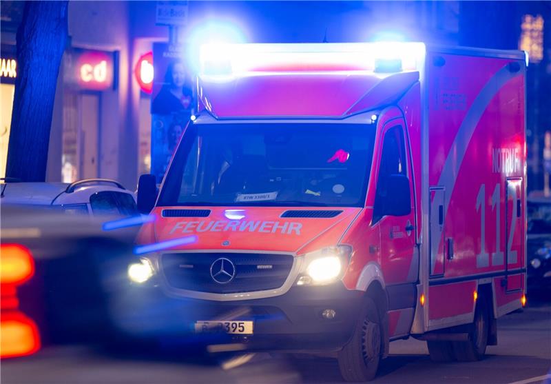 Mehr als 30 Verletzte nach Kohlenmonoxid-Austritt in Jena In einer Kartbahn-Halle in Jena haben Einsatzkräfte eine erhöhte Konzentration von Kohlenmonoxid festgestellt (Symbolbild).