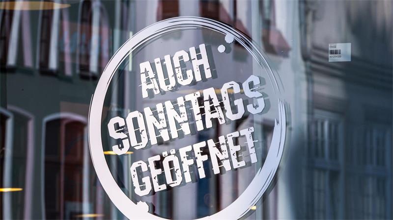 Sollten Geschäfte häufiger sonntags öffnen dürfen? In manchen Bundesländern gibt es bereits Ausnahmeregelungen für Sonntagsöffnungen. (Symbolbild)