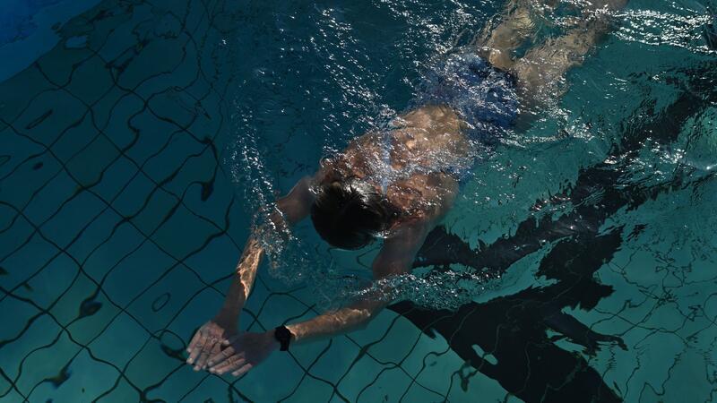 In manchen Städten müssen Besucher mehr für den Eintritt ins Freibad bezahlen. (Symbolbild)