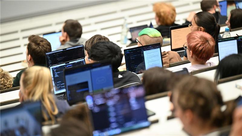 Informatik-Vorlesung in Tübingen