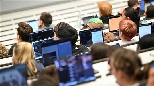 Informatik-Vorlesung in Tübingen