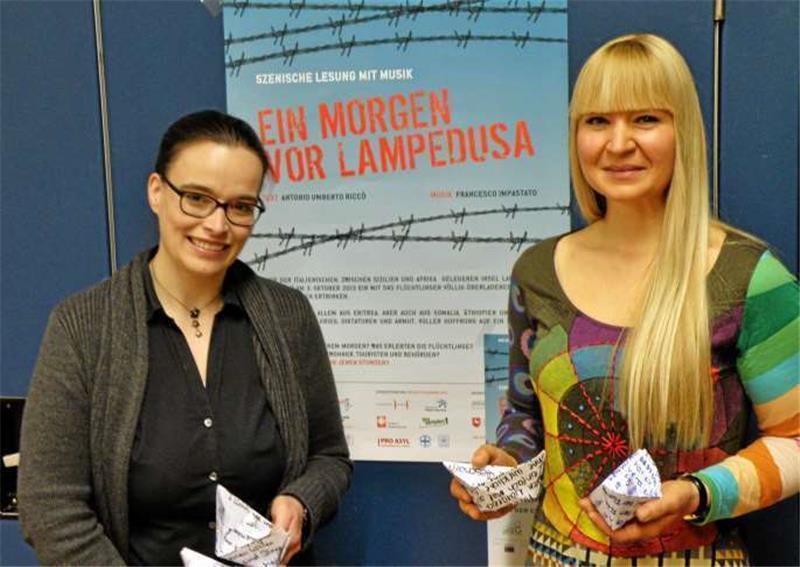 Inga Passow und Sabine Rehse (v.li.) sind die Unesco-Koordinatorinnen an der Adolf-Grimme-Gesamtschule.  Archivfoto: Habel