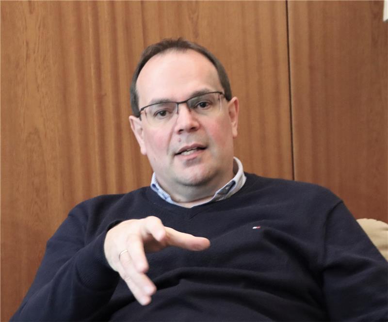 Ingo Henze.
