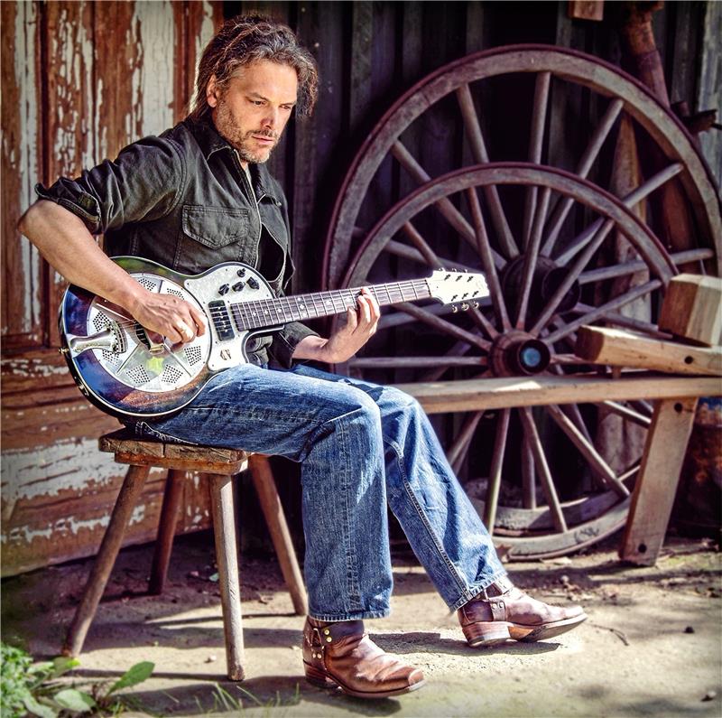 Am 1. Juni steigt die dritte Blues-Nacht im Zellerfelder Kurpark Ingvay und seine Band treten um 17.30 Uhr im Zellerfelder Kurpark auf. Ingvay hat bereits mit namhaften deutschen Musikern zusammengearbeitet. Foto: Privat