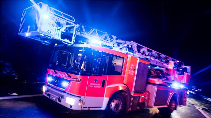 Initiativen und Verbände fordern ein Verbot von privatem Feuerwerk. (Archiv)